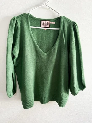 Juicy Couture Women's Green Long Sleeve Rounded v-neck Lt Green Sweater Sz Large - Image 1 of 4