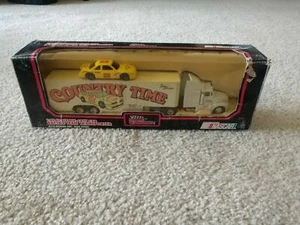 1991 Racing Champions Bobby Hamilton #68 Country Time 1:64 Die Cast Team Hauler - Picture 1 of 8