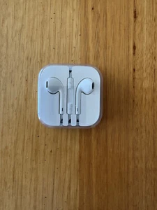 Headphones For Apple iPhone 5, 6, 6S, 6Plus, iPad - Picture 1 of 2
