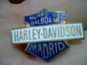 HARLEY DAVIDSON INSIGNIA ESMALTE NUÑEZ BALBOA 18 MADRID - Imagen 1 de 3
