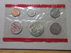 1970 P & D United States US Coins Uncirculated Mint Year Set. UNC. RJ - Picture 1 of 4