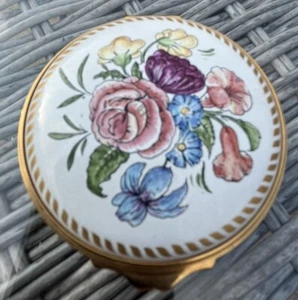 Toye Kenning & Spencer Birmingham Enamels Trinket Floral Pill Box Collectable - Picture 1 of 7