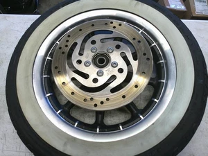 2000-2006 Harley Davidson road king rear back wheel rim tire - Foto 1 di 14