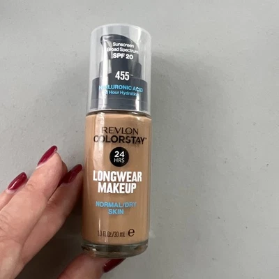 Revlon ColorStay 24H LongWear Liquid Foundation -Normal/Dry Skin ~NEW & SEALED! - Image 1 of 4
