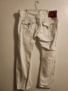 Pantalones de mezclilla True Religion Ricky Super T para hombre 42 blancos puntada gruesa solapas de bolsillo - Imagen 1 de 5