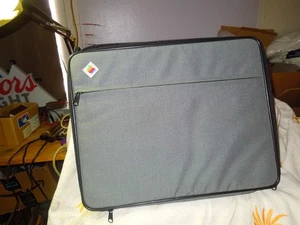 Vintage 80s Apple IIC Rainbow Logo Padded Mac Laptop Computer Bag Case w/ Strap - Picture 1 of 15