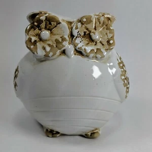 Estatuilla de búho de porcelana de 5" de alto - Imagen 1 de 6