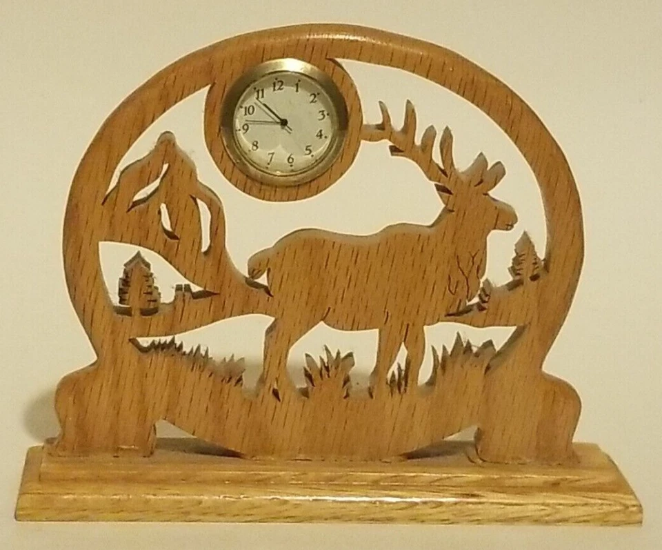 Reloj de Escritorio Ciervo Alce Hecho a Mano Corte Láser Madera de Roble 5.5" X 7" Foto 1 de 4