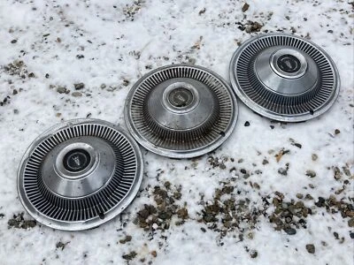 3 1968 1969 FORD CALOTAS 15" TAMPA DE RODA GALAXIE 500 LTD - Imagem 1 de 4