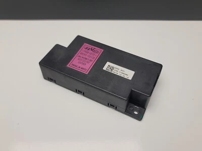 2013-2016 Hyundai Santa Fe FRONT SEAT WARMER HEATER CONTROL MODULE 88291-C6120  - Image 1 of 4