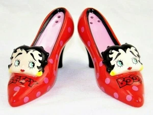 Set shaker sale e pepe Betty Boop rosa a pois su décolleté rosse con viso di Betty - Foto 1 di 12