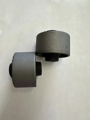 Juego de bujes de montaje de carcasa diferencial para Mazda CX-9 2007-2015 Foto 1 de 4