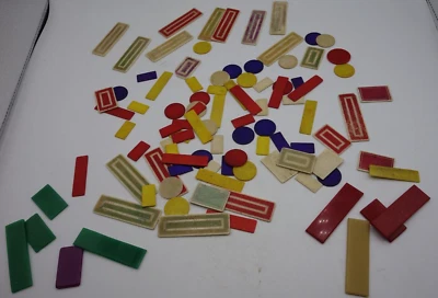 lot de jetons de jeux ancien. os, bois et plastique. Vintage - Photo 1/4