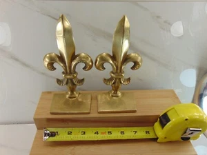 Vintage SOLID Brass French Style Fleur de Lis Bookends - Picture 1 of 5