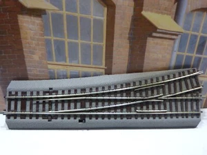 Weiche links mit Bettung von Roco 240 - Bild 1 von 1