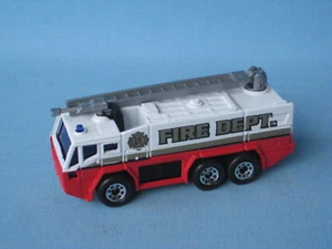 Camión bombeador de bomberos aeropuerto Matchbox modelo de juguete blanco 75 mm UB rescate - Imagen 1 de 2