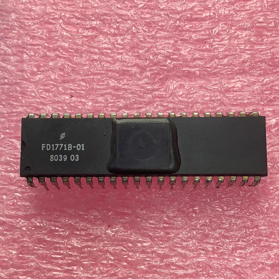 FD1771B-01 - - DISK CONTROLLER, 40 Pin, DIP - Image 1 of 1