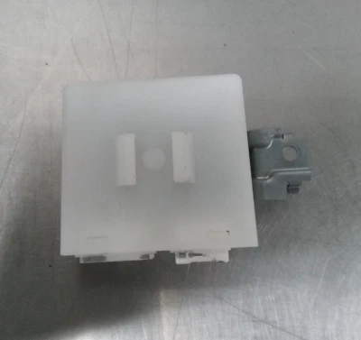 Módulo de controle de memória 2016-2014 Nissan Titan /XD painel central traseiro 98800-EZ30A - Imagem 1 de 4