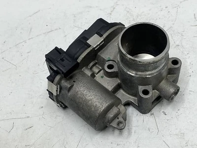 Chrysler Jeep Renegade 2016 ABA-BU14 carrocería del acelerador 44GTE6F [usado] [PA109842701] Foto 1 de 4