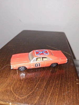 Coche de juguete ERTL GENERAL LEE DUQUES DE HAZZARD 1997 programa de televisión Warner Bros escala 1/64 Foto 1 de 4