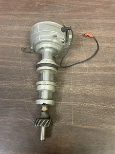ORIGINAL 1966 1967 1968 FORD MOTORCRAFT C6MF-12127-A IGNITION DISTRIBUTOR 1025 - Picture 1 of 4