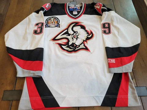 1999 Stanley Cup Finals Dominik Hasek Buffalo Sabres Goat Head Jersey CCM Large Cover