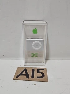 Apple Ipod Shuffle 2nd Generation Silver (1GB) A1204 Brand New - Picture 1 of 8