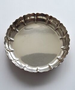 Solid Sterling Silver Round Scalloped Dish Garrard & Co - SG - 98.70g 