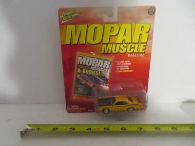 Johnny Lightning Mopar Muscle Mag #2 1971 Plymouth Duster Orange 2005 MOC - Image 1 of 4