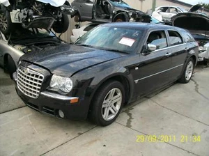 CHRYSLER 300C LEFT FRONT DOOR 11/05-12/11 05 06 07 08 09 10 11 - Picture 1 of 1