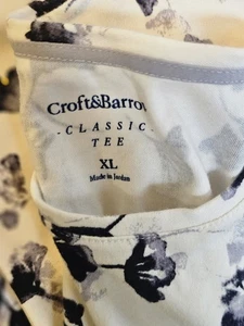 Croft & Barrow Women's Classic Tee Shirt XL Flower Print. 2 Shirts - Picture 1 of 4