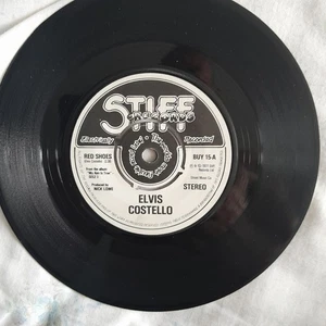 Elvis Costello Red Shoes 7” Single BUY15 - Picture 1 of 4
