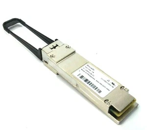 Brocade E40G-QSFP-SR4 QSFP 100m Transceiver Module 57-1000128-01 - Afbeelding 1 van 5