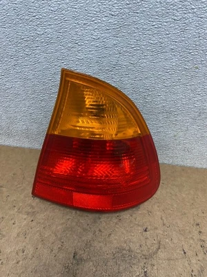Luz trasera derecha derecha BMW 3 Series Wagon Touring 2000-2005 OEM T0840 DG Foto 1 de 4