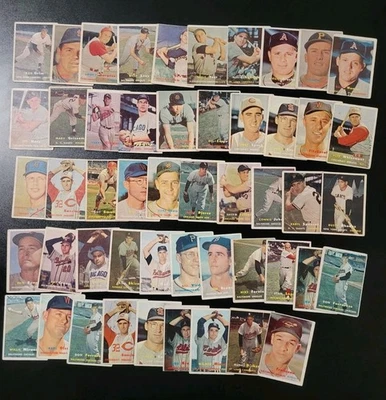 Lote de tarjetas de béisbol 1957 Topps - 50 diferentes - con Bob Grim y Tito Francona Foto 1 de 4
