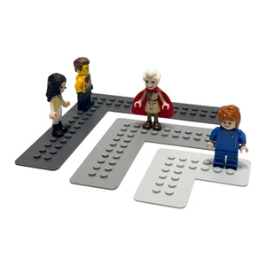 Brick Figure Stand L-Shaped Corner (Minifigure / Minidoll) - 3 Sizes, 30 Colors - Picture 1 of 7