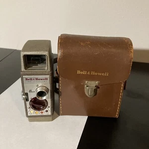 Bell & Howell Two-Fifty-Two 8mm Movie Camera W/ Case WORKS!!!!! - Picture 1 of 16