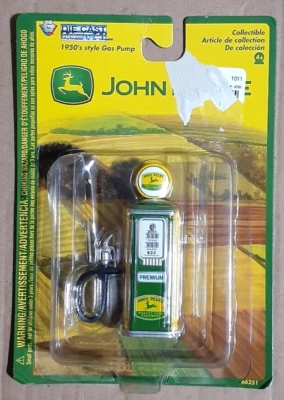 John Deere Gas Pump 1950's Style Gearbox 66251 Die Cast Collectible NEW - Image 1 of 2