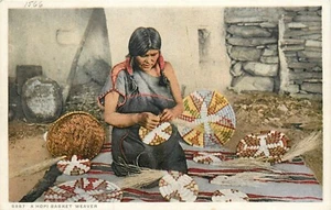 Tarjeta postal c1910 Arizona Hopi Basket Weaver Detroit Publishing #5887 25-1988 - Imagen 1 de 2