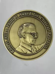Robert Allen Phillips Award Clinical Research Naval Medical Challenge Coin Vtg - Picture 1 of 2