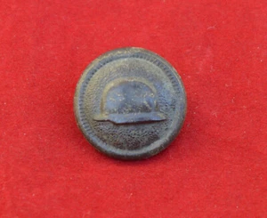 ALEMÁN WW2 BOTÓN CASCO DE ACERO ORIGINAL RELIQUIA DE GUERRA - Imagen 1 de 5