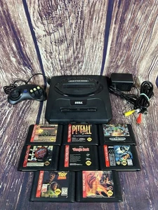 MK-1631 Sega Genesis 2 Console Bundle: 8 Games All Cords 1 Controller - Picture 1 of 9