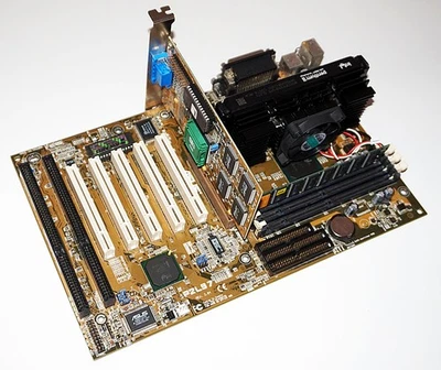 🔥 Set Mainboard Asus P2L97 CPU Pentium II 333MHz SL2TV RAM 64MB VGA SIS 6326 8M - Immagine 1 di 4
