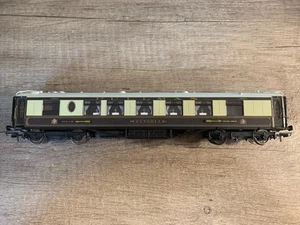Hornby R4196 OO Gauge Golden Arrow Pullman 1st Class Kitchen Car ‘Zenobia’ Boxed - Picture 1 of 14