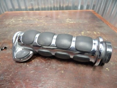 Manopola Tubo Di Sleeve Del Gas 99-09 Yamaha V-Star XVS1100 4XY-26240-00-00 - Immagine 1 di 3