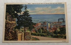 View Of Duluth & Lift Bridge From Skyline Parkway. Postcard (E2) - Picture 1 of 2