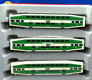 N ATHEARN 10161 BOMBARDIER CONTROL CAR # 200, COACH CAR # 2307, 2330 GO TRANSIT - Picture 1 of 1