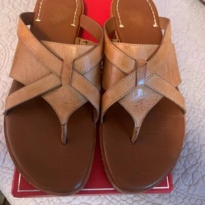 Johnston & Murphy Lynette Thong Sandal - SZ 8 - Picture 1 of 9