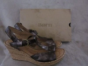 BORN D31223 Mares Marrón Oscuro Metálico Cuña Sandalias Tacones Zapatos EE. UU. 9 EU 40.5 Nuevo con caja - Imagen 1 de 7