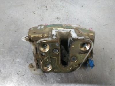 front lock door rh for NISSAN CABSTAR E 2002 439822 - Image 1 of 4